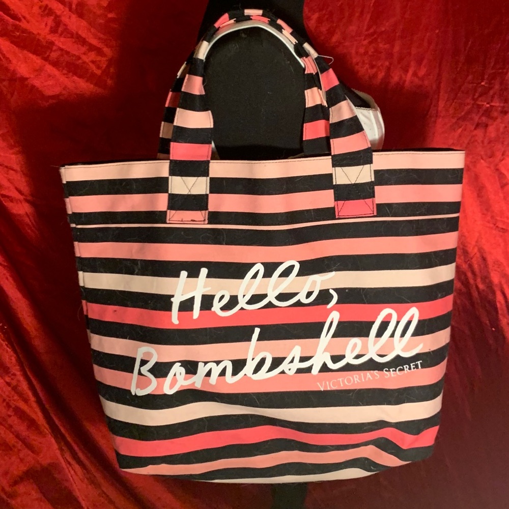Victoria’s Secret beach tote